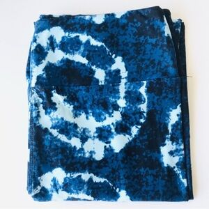 LuLaRoe Blue Tie-Dye Leggings